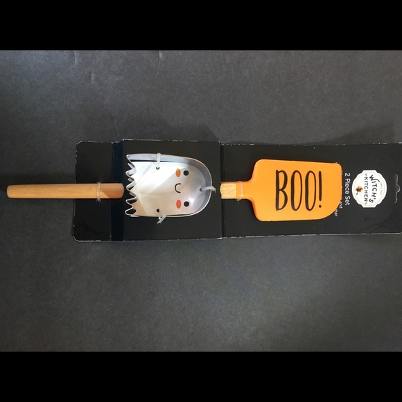 Halloween Boo Silicone Spatula Ghost Cookie Cutter - Picture 5 of 6